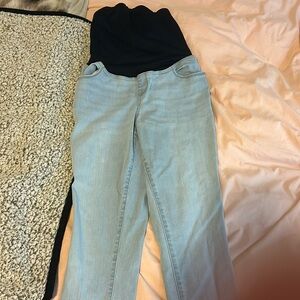 Isabel light wash maternity pants, skinny jeans